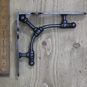 Par de soportes para estantes de pared FORET de acero fundido macizo, rústicos e industriales Albion, resistentes, en hierro antiguo