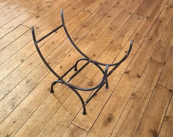 FORÉT Curve Circle Industrial Rustic Hand Forged Raw Steel Log Holder Vintage Wood Store Fire Place Stand