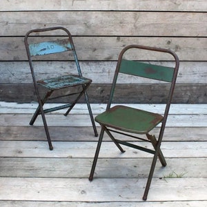 Sedia pieghevole vintage FORÉT in acciaio rustico con patina pesante