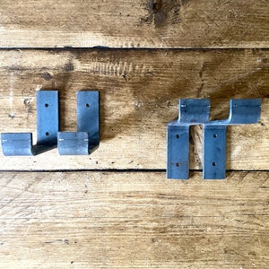 FORET Pair of Heavy Duty Industrial Metal Lipped Wall Shelf Brackets - Fixings Included