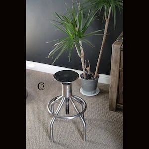 FORÉT Rustic Antique Iron Steel Stool Vintage Indoor Workshop Tubular Barstool Adjustable Seat