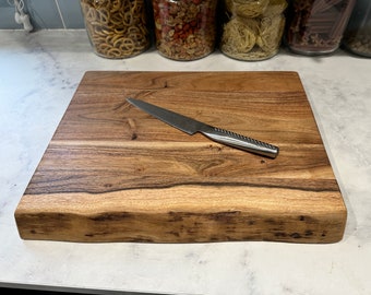 Forêt Live Edge Rustic Solid Acacia Wood Chunky Cutting Chopping Board Heavy Duty Butcher Block Serving Board