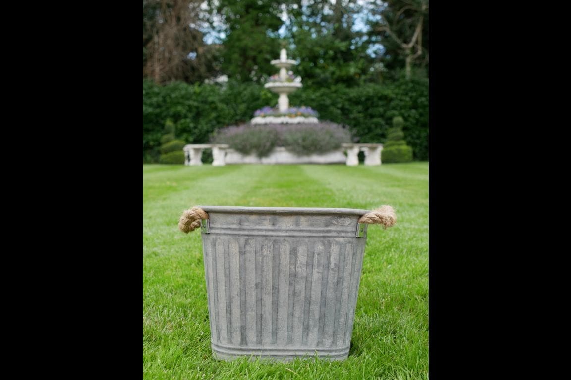 FORÉT Cabo de Aço Industrial Rústico Metal Forjado à Mão Jardim ao Ar Livre Canteiro de Flores Vaso Vaso Balde Calha