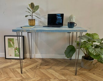 Mesa de escritório Forêt, estilo shabby chic, pintada com madeira à deriva e com acabamento industrial rústico, com pés em formato de grampo de cabelo, feita à mão em madeira maciça.