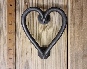 FORÉT Heart Shape Rustic Antique Iron Hand Forged Door Knocker Vintage Reclaimed Handmade Cast Iron Love Handle