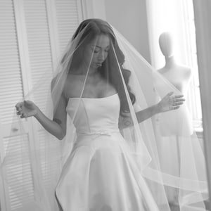 Velo de crin trenzada, ribete de crin en blanco roto/marfil claro. Velo catedral, velo capilla, velo corto, velo de novia con ribete.