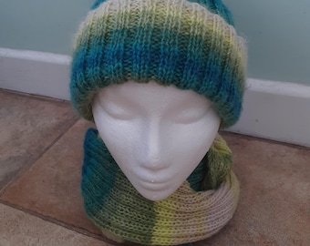 skinny snood and beanie patterns for beginners with  video instructions given