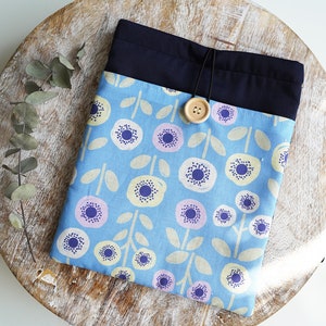 Scandinavian Book Sleeve, Kindle Sleeve, Book Pouch, Padded Book Sleeve with Pocket, Scandi Flower, bohemian, geometric, Scandi image 4