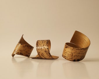Engraved Wooden Bracelet BININI Burned / Wide Spiral Cuff Bracelet / Oak Wood Bangle / Handmade Natural Jewelry /