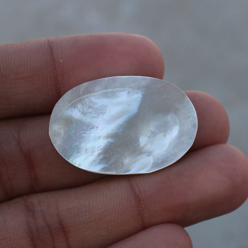 Classic Mother Of Pearl White Mother Of Pearl 33X22X04 MM Oval Slab Mother Of Pearl Wholesale Price Wire Wrapping US-2392