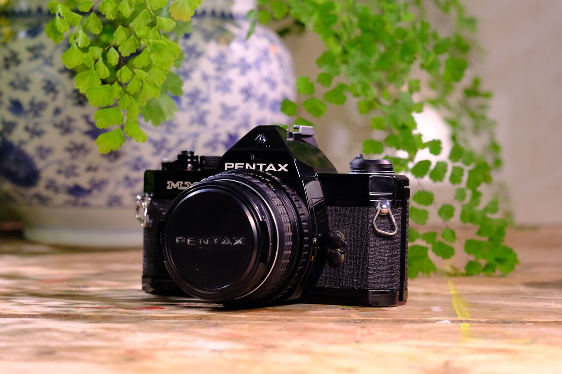 Near Mint Black Pentax MX 35mm Film Camera with Prime SMC