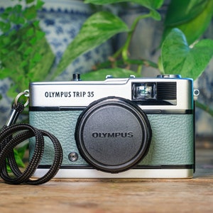 Olympus Trip 35 Vintage 35mm Film Camera Forest Slate Green Tested & Fully Refurbished 100 Day Guarantee Instructions Included image 2