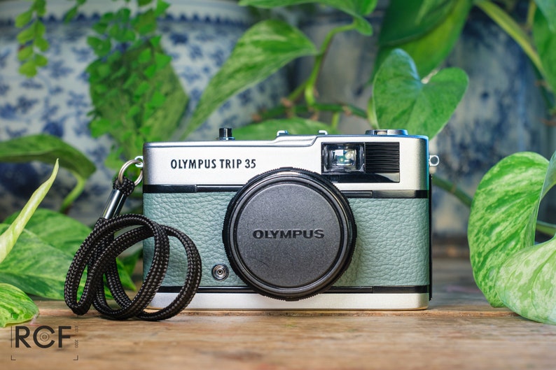 Olympus Trip 35 Vintage 35mm Film Camera Forest Slate Green Tested & Fully Refurbished 100 Day Guarantee Instructions Included image 2