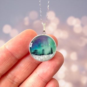 Northern lights necklace, northern lights pendant, aurora borealis, aurora borealis jewellery, northern lights jewellery, night sky necklace