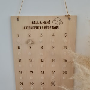 Pancarte en bois personnalisée - calendrier de l'avent- Attendre Noël avec magie -