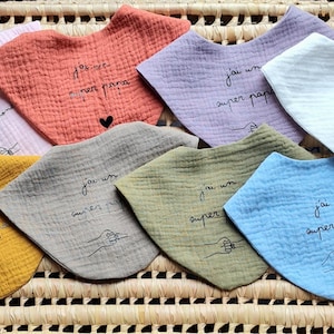 Bavoir à personnaliser / cadeau grossesse / Bavoir bébé / fête des pères / cadeau papa / maman / cadeau babyshower