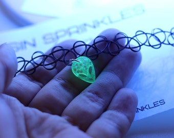 Green Glow Alien Tattoo Choker Necklace | 90s Retro Jewelry | Blacklight Rave Gift | Neon Festival Accessories