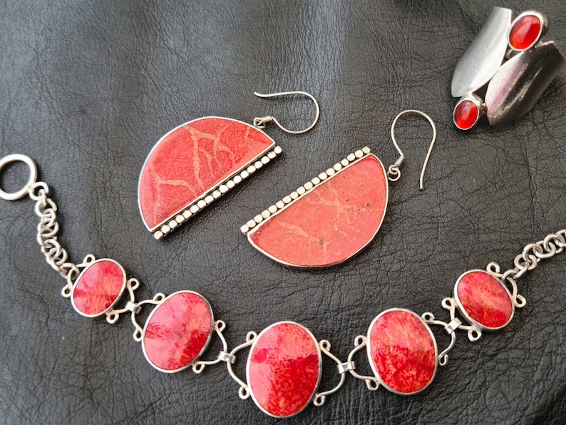 Vintage Coral stone ,925 Sterling shops silver set.Earings,bracelet,Ring