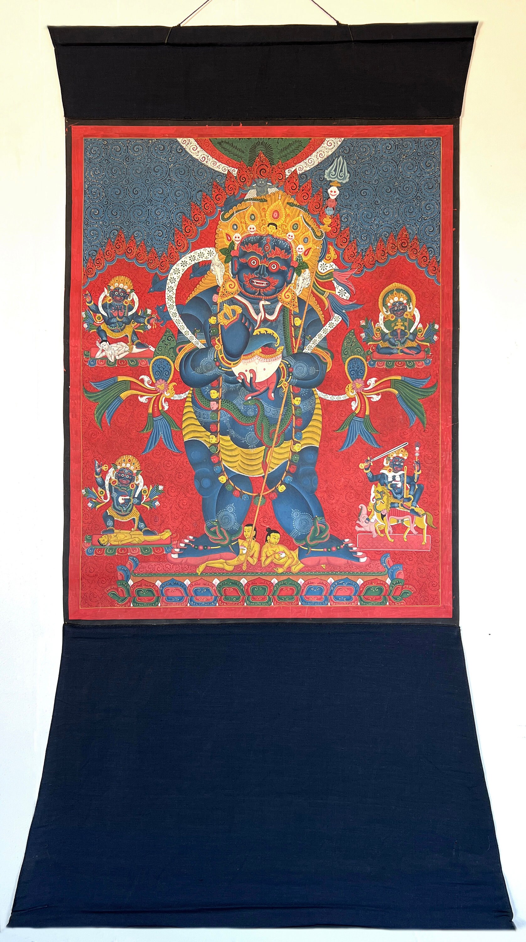 ヴィンテージ マハーカラ タンカ: ネワール チベット仏教の守護絵画