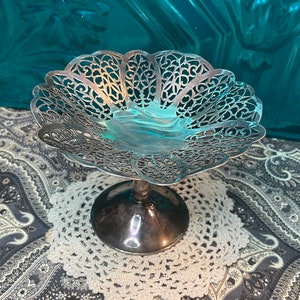 Vintage lightweight filigree silver plated pedestal dish