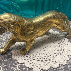 Vintage heavy 2.2 lbs brass tiger statue - aged