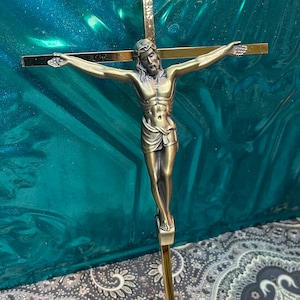 Vintage brass crucifix wall hanging