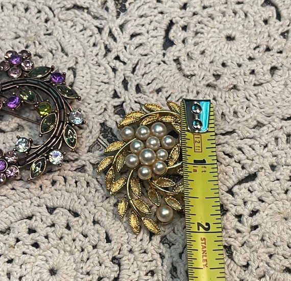 Vintage floral design brooch pin- 2 pieces - image 5