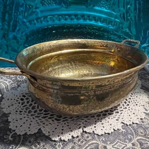 Vintage hammered brass bowl - planter with handles - aged