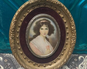 Vintage Victorian style Cameo style lady print - convex glass in ornate plaster frame - aged