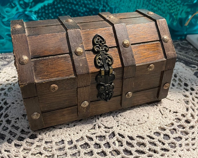 Vintage Wooden Treasure Chest Pirate Chest Jewelry Box Red Lining Etsy