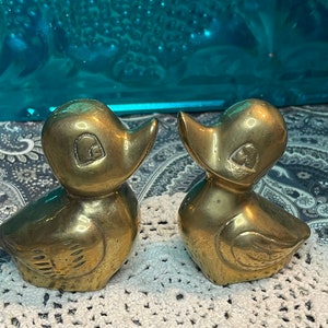 Vintage small brass ducks - set of 2 - not identical