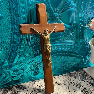 vintage wood crucifix with heavy metal Jesus- aged - missing INRI plaque