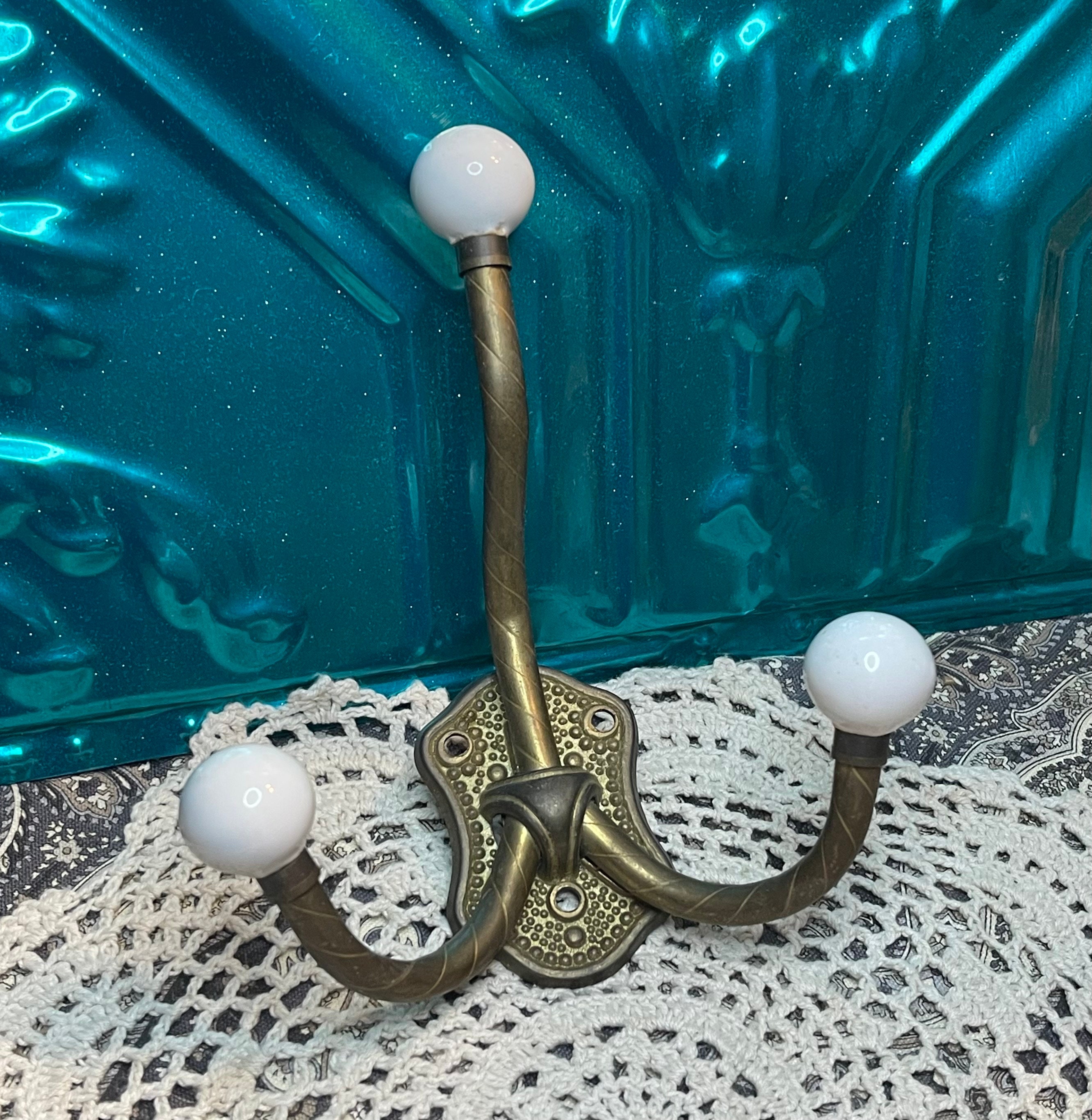 Vintage Brass Reproduction of Victorian Style Wall Hook Wall Hook Towel  Hook Ceramic Knobs -  Singapore