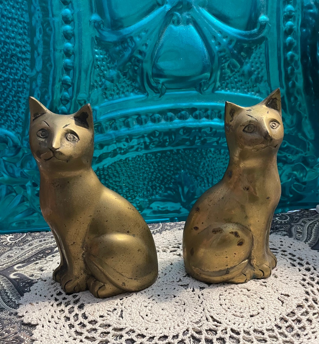 Vintage Heavy Brass Cat Bookends Statues Clearly Showing Their Age Etsy