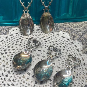 Vintage set of 5 small silver plated tea caddy spoons