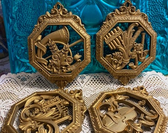 Vintage gold octagon plastic wall plaques musical instruments Victorian style set of 4
