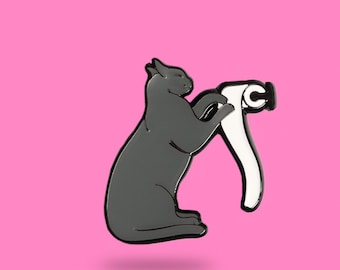 Funny Cat Enamel Pin Rolling Toilet Paper, Cute Cat Pin Badge, Cat Lover Gift, Funny Animal Pin, Cat Lapel Pin, Cat Mom Gift