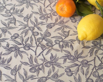 Busatti Oliva Table Runner, Made in Italy