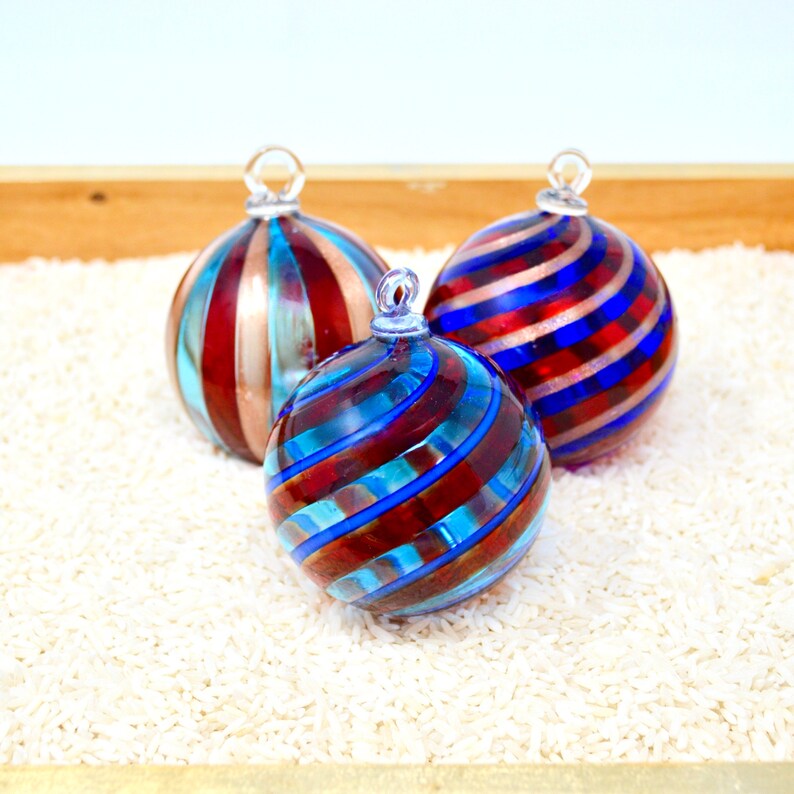 Murano Glass Christmas Ornament Medium Round Filigrana Made Etsy