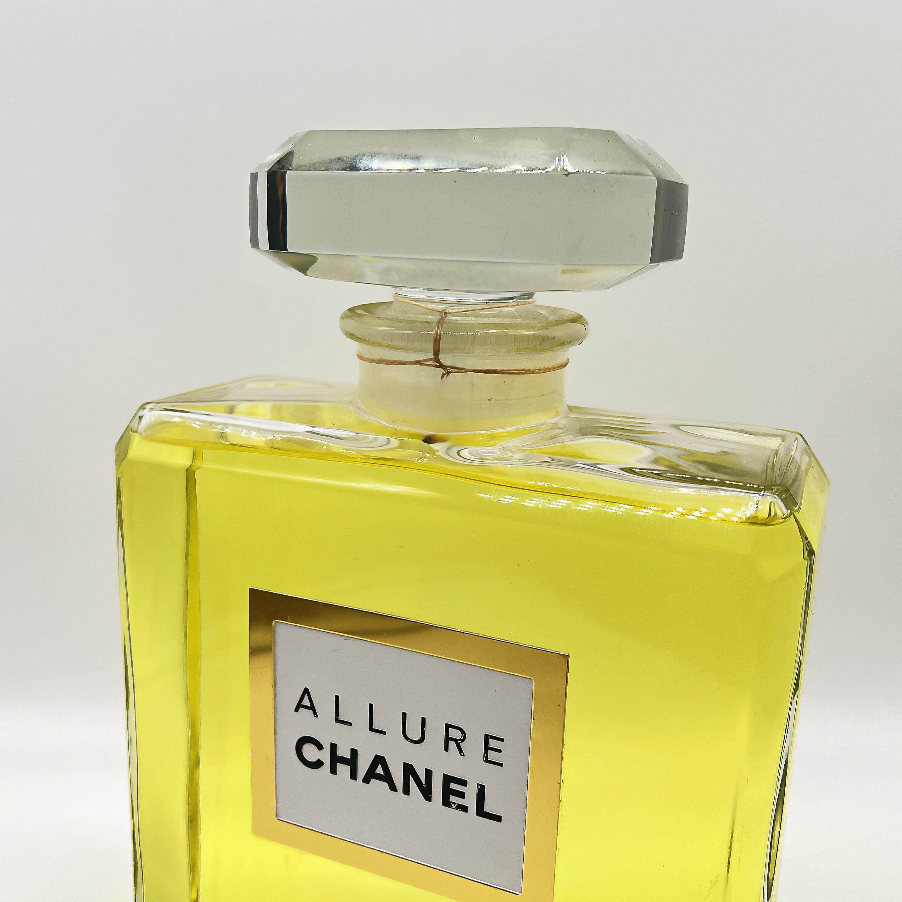 シャネル　アリュール香水ボトル　展示用　非売品 シャネルアリュール香水ボトル展示用非売品