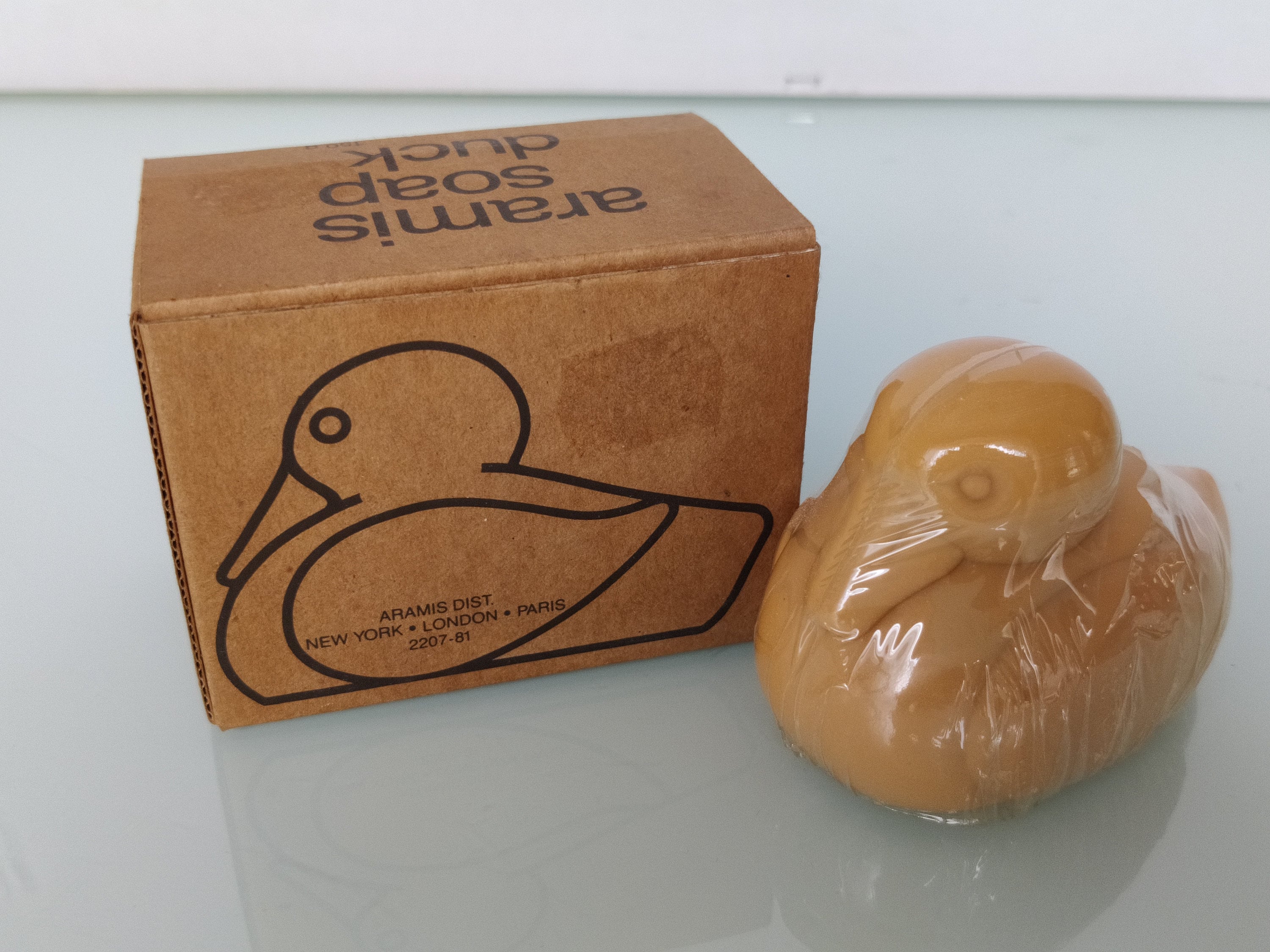 ヴィンテージ アラミス ダック ソープ 150 g/5.3 オンス 香り付き 固形