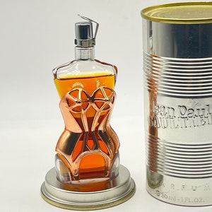 Jean Paul Gaultier Classique (1993) Profumo puro/Extrait 30 ml/1 fl.oz. Conservato nella confezione originale in metallo semplicemente perfetto
