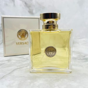 Versace Pour Femme Eau de Parfum Spray 100ml – Discontinued – Rare Vintage Fragrance, Made in Italy, Gift Idea