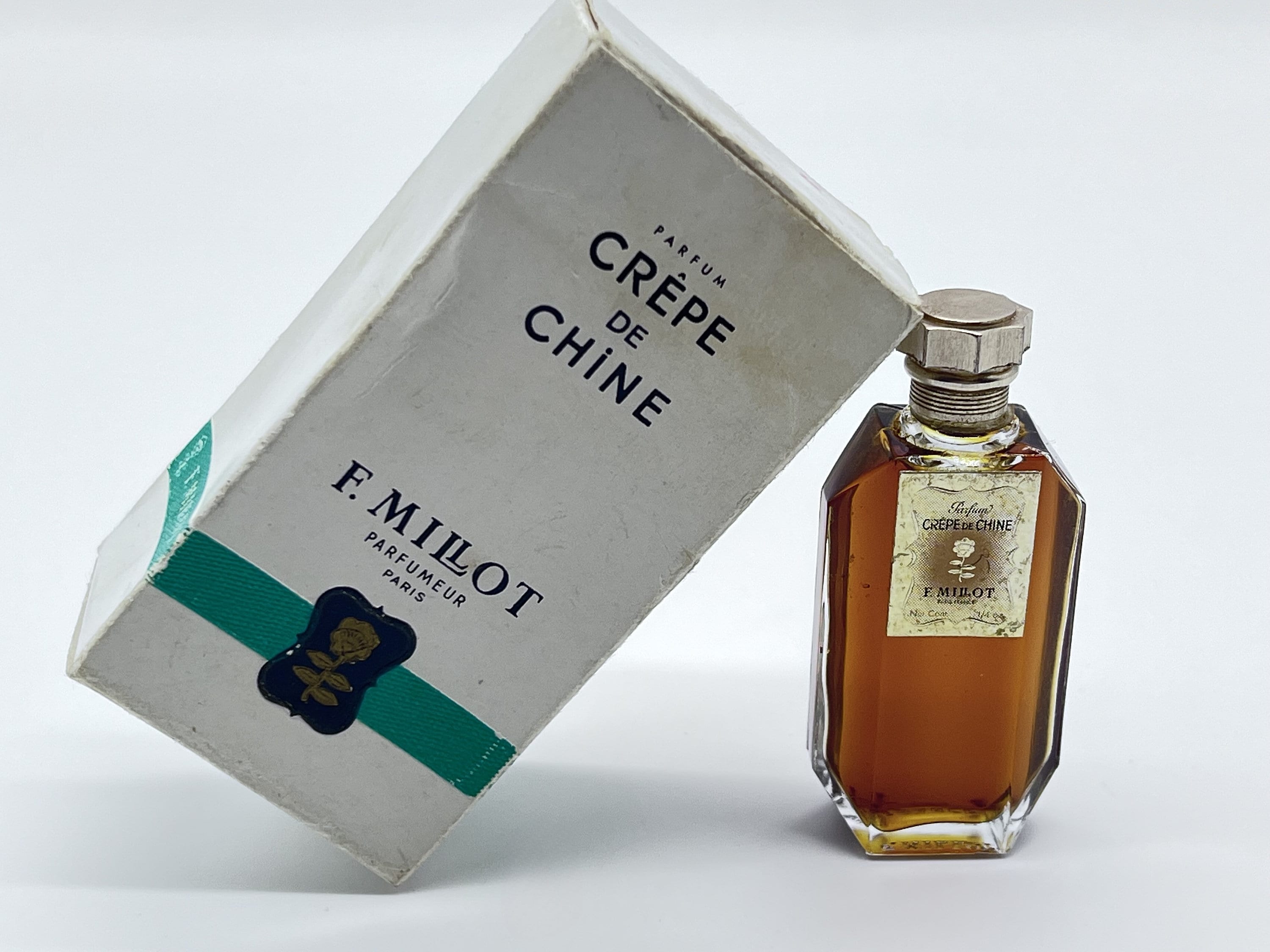 廉くん。専用　F. MILLOT CRÊPE DE CHINE 1oz 30ml Vintage Crêpe De Chine Parfum by F. Millot (1925) - Miniature