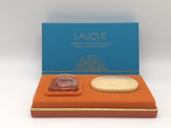 ヴィンテージ ラリック ミニチュア 香水 & 石鹸セット (1992) - Etsy 日本