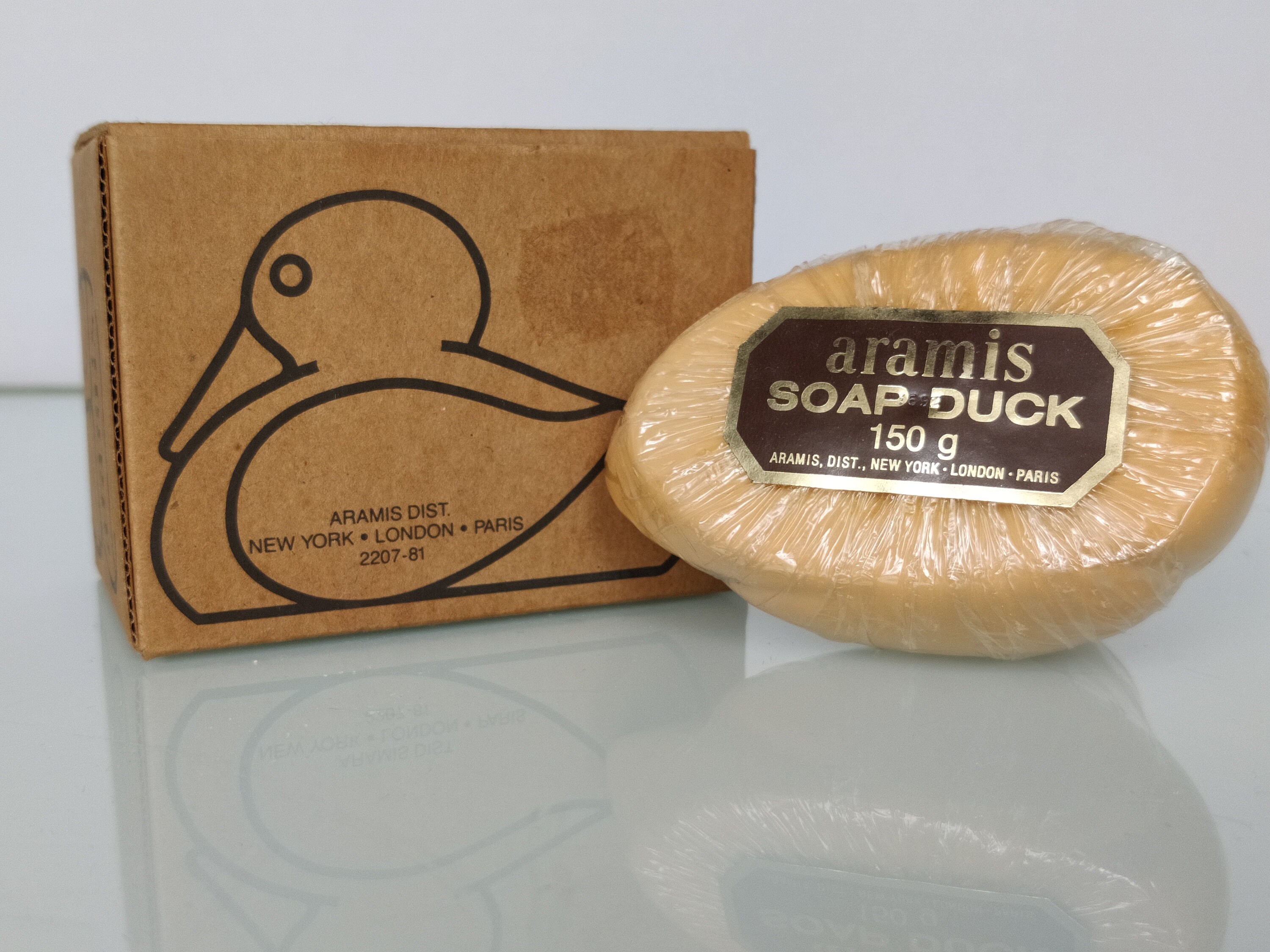 ヴィンテージ アラミス ダック ソープ 150 g/5.3 オンス 香り付き 固形