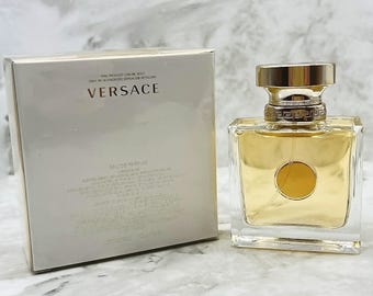 ヴェルサーチ プール ファム オードパルファム: 希少な廃盤