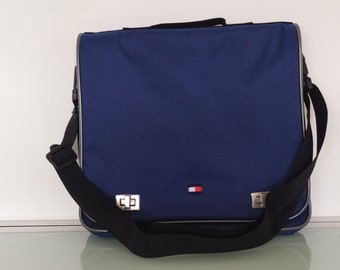 Vintage Y2K Tommy Hilfiger Big Flag Logo Drawstring Backpack  display picture 1