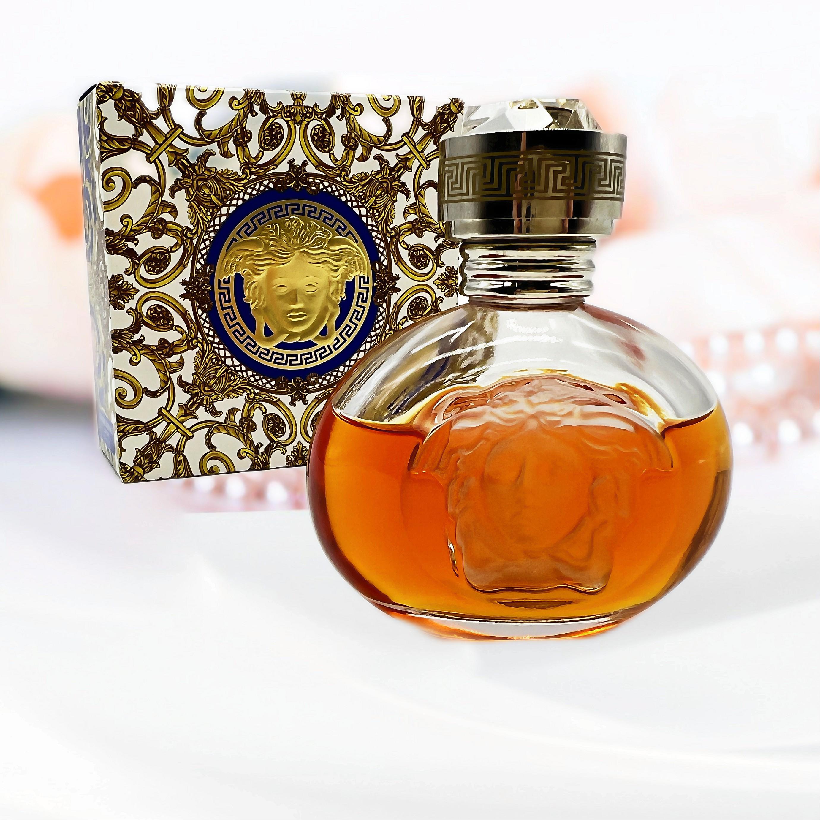 Versace's Blonde (1995) by Versace, Eau De Toilette 50 Ml71