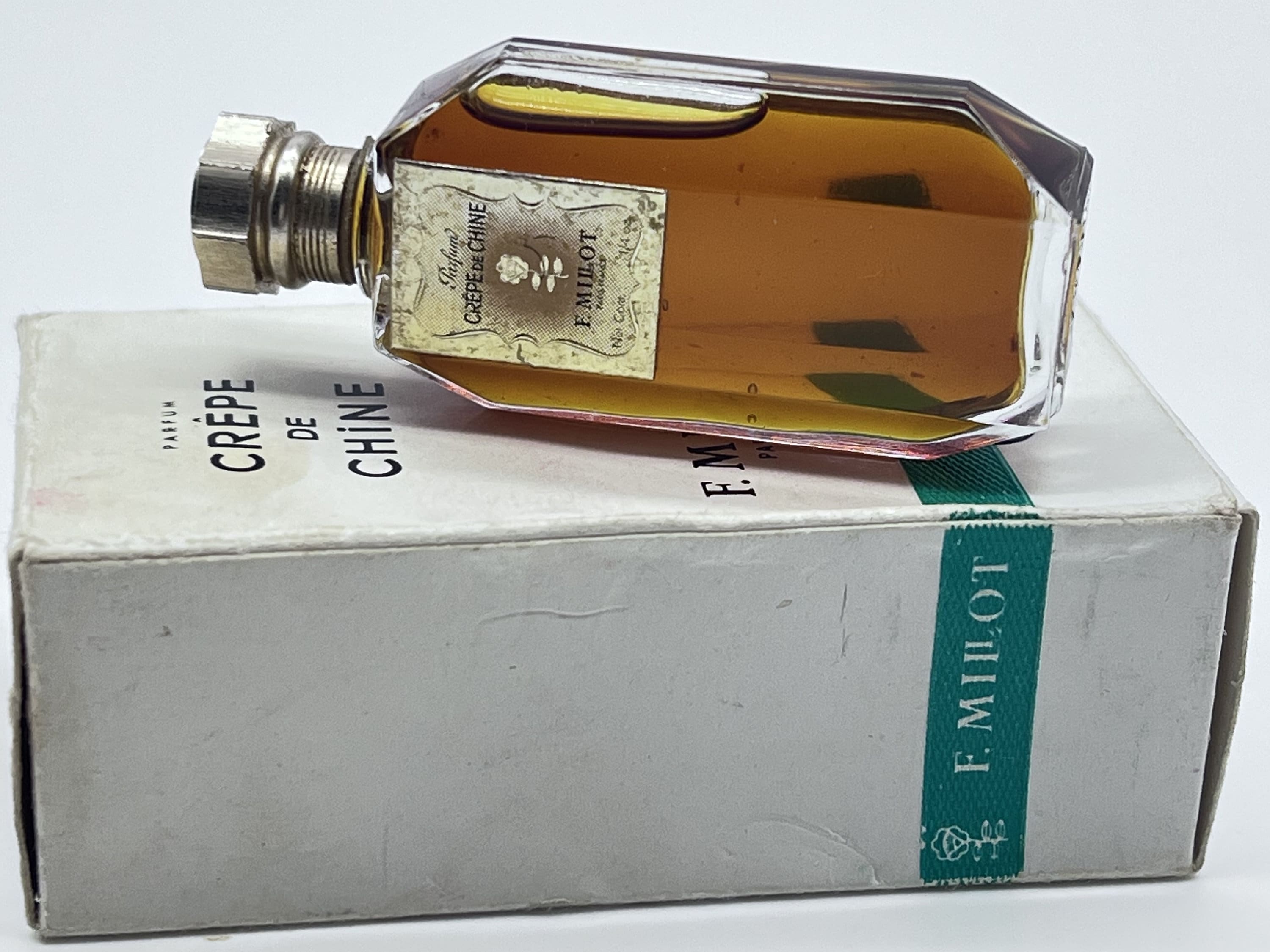 Vintage Crêpe De Chine Parfum by F. Millot (1925) - Miniature